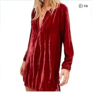 CP Shades Free People Jacey Red Crushed Velvet V-Neck Pullover tunic MEDIUM